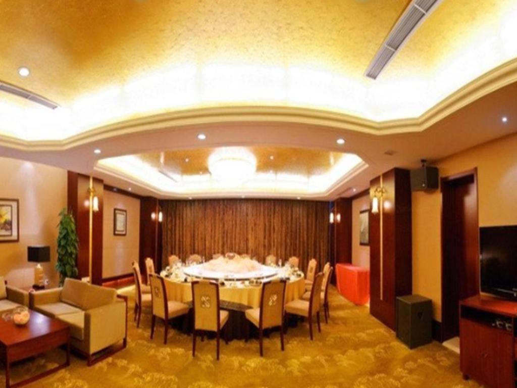 Ramada Plaza Shenyang Citycenter Exterior photo