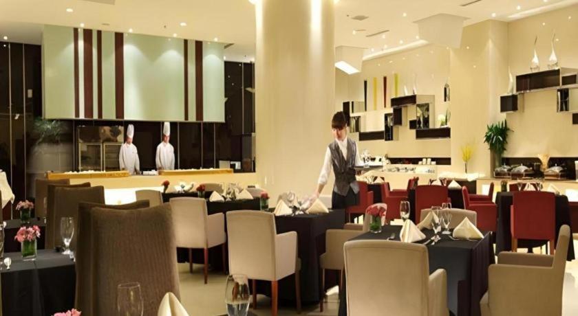 Ramada Plaza Shenyang Citycenter Exterior photo