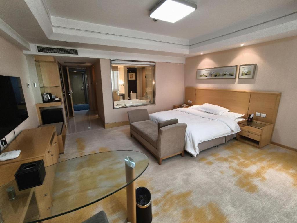 Ramada Plaza Shenyang Citycenter Exterior photo