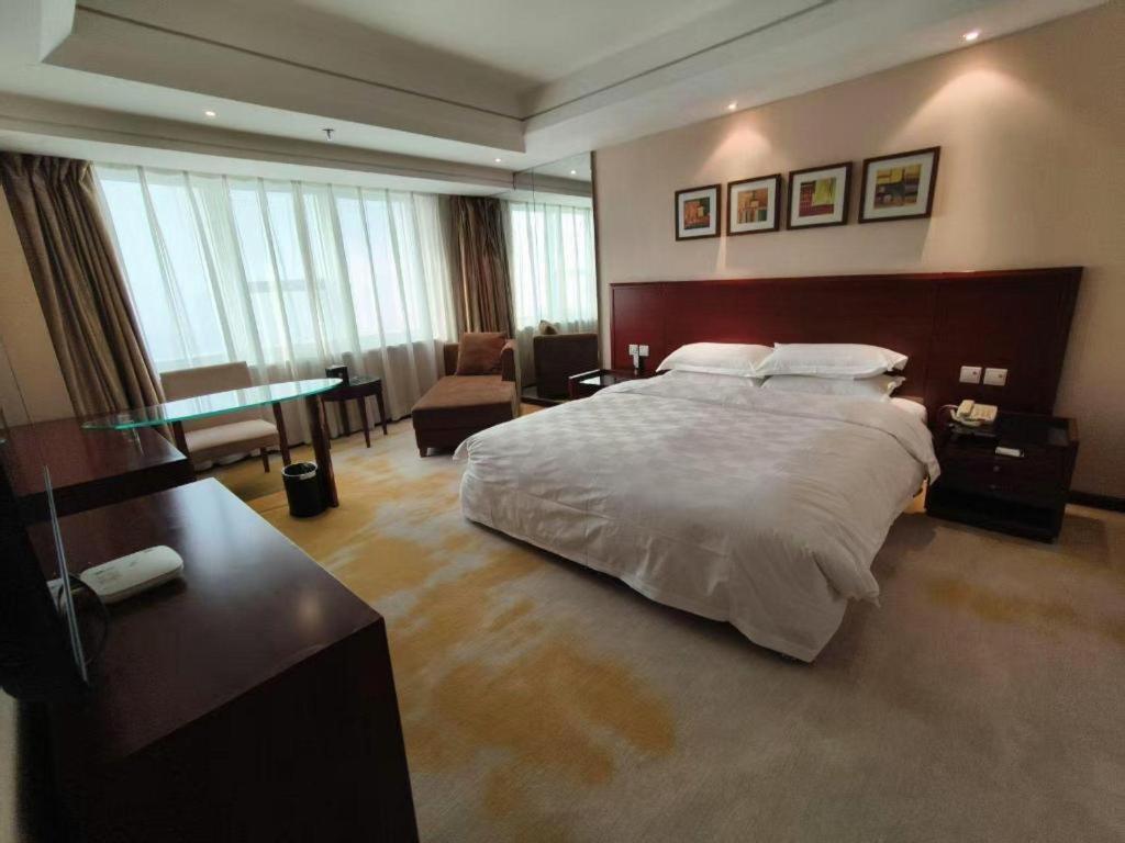 Ramada Plaza Shenyang Citycenter Exterior photo