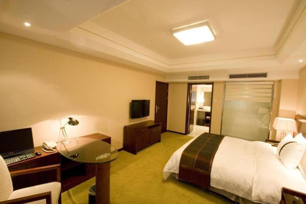 Ramada Plaza Shenyang Citycenter Exterior photo